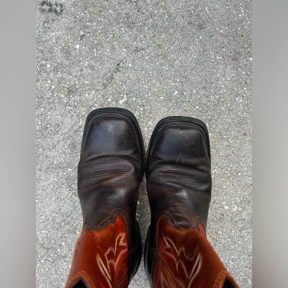 ARIAT Booth size 9.5 - Picture 10 of 14